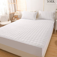 HKM-490323 Breathable 3-Piece Solid Color Quilted Mattress Set with Pillow Covers