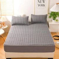 HKM-490323 Breathable 3-Piece Solid Color Quilted Mattress Set with Pillow Covers