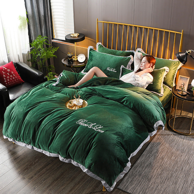 HKM-490643 Crystal Velvet Embroidered Four-Piece Bedding Set in Polyester Fiber