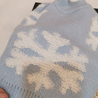 HKM-496659 Cozy Wool Snowflake Sweater for Bichon and Hiromi Cats - Autumn/Winter Edition