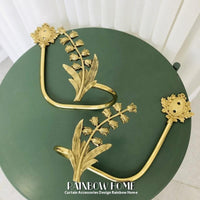 HKM-498771 Lily Little Angel Wings Brass Curtain Hooks with Decorative Leaf and Flower Designs