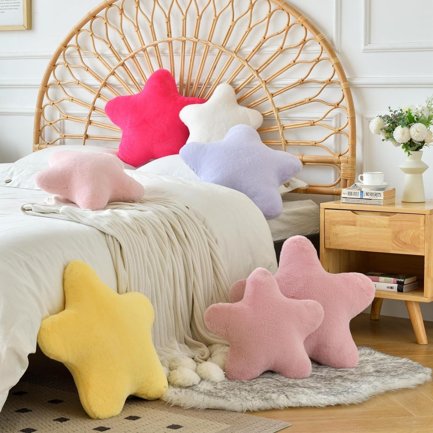 HKM-506259 Star Shaped Decorative Throw Pillow, 15in Soft Faux Rabbit Fur Plush Cushion for Sofa and Bedroom Decor