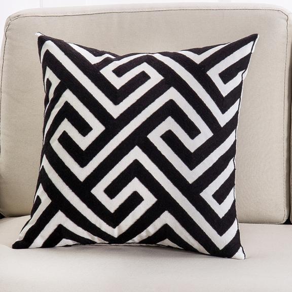 HKM-508243 Personalized Embroidery Couch Pillow - Wave Pattern, Phoenix Tail, Khaki, and More - 45x45cm