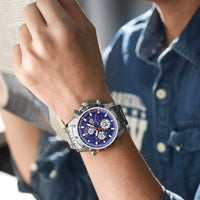 HKM-509011 Waterproof Smart Watch with LED Light, Stainless Steel Design, 15-21cm Adjustable Length, 172g Weight