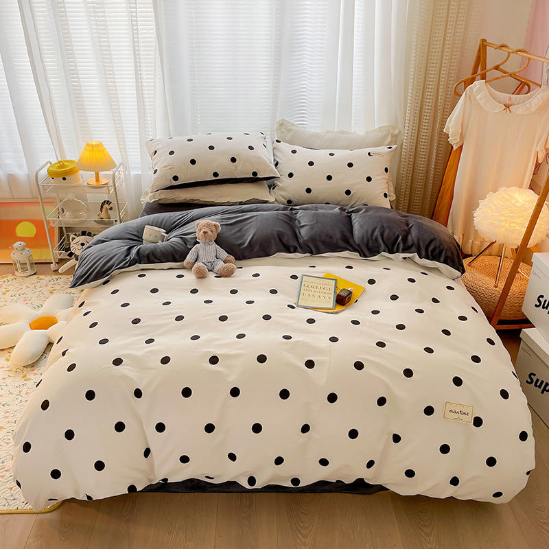 HKM-513043 Cotton and Velvet Four-Piece Bed Set for Autumn and Winter with Stylish Prints