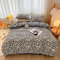HKM-513043 Cotton and Velvet Four-Piece Bed Set for Autumn and Winter with Stylish Prints