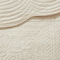 HKM-513043 Reversible Scalloped Edge Quilt Set, Cream, King/Cal King with Matching Shams, Lightweight Microfiber