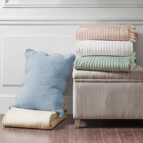 HKM-513043 Reversible Scalloped Edge Quilt Set, Cream, King/Cal King with Matching Shams, Lightweight Microfiber