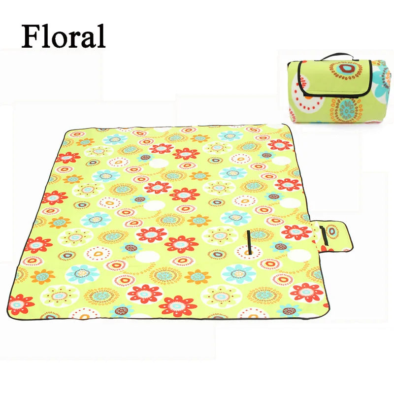 KTX-513235 Extra Large Waterproof Picnic Blanket - Foldable Outdoor Beach Mat for Camping, Hiking and Summer Fun