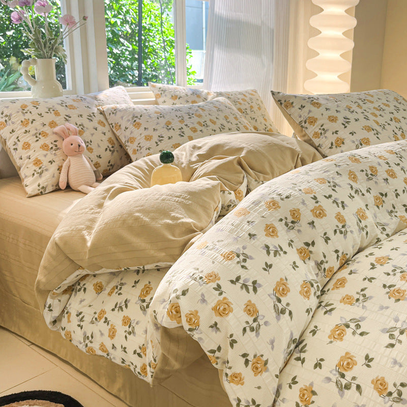 KTX-513683 Cotton Four-Piece Bedding Set with Plant and Flower Patterns, Available in Multiple Sizes