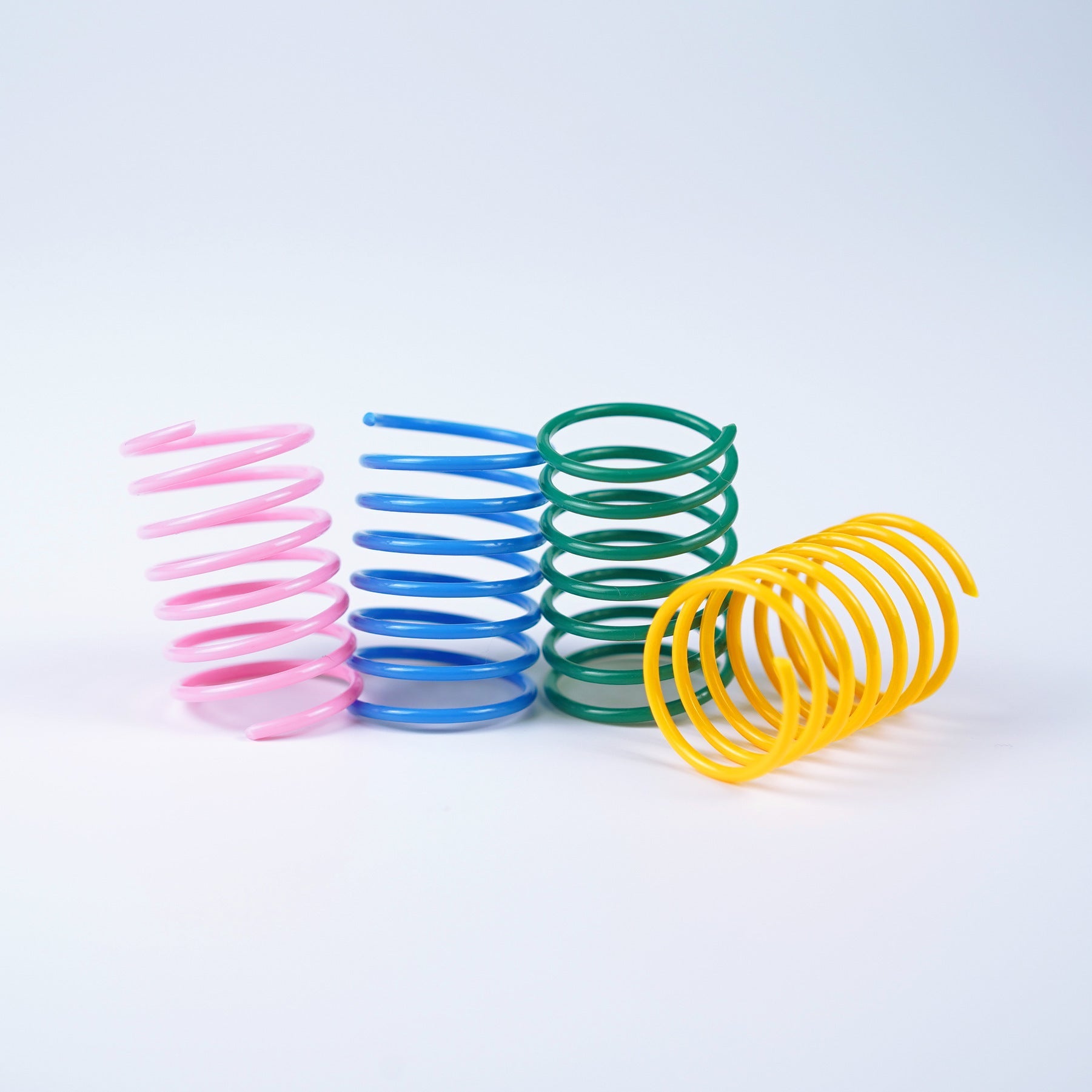 HKM-514643 Colorful Plastic Spring Cat Toy Pet Supplies