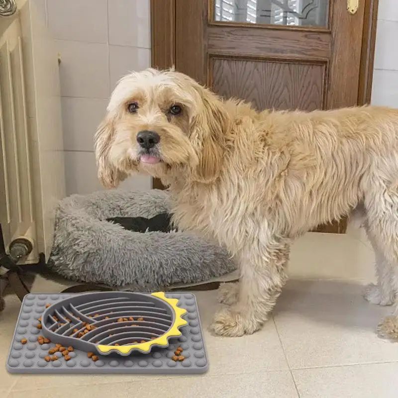 HKM-516691 Slow Feeder Licking Mat for Dogs and Cats - Stable Smooth Texture Lick Pad for Controlled Eating