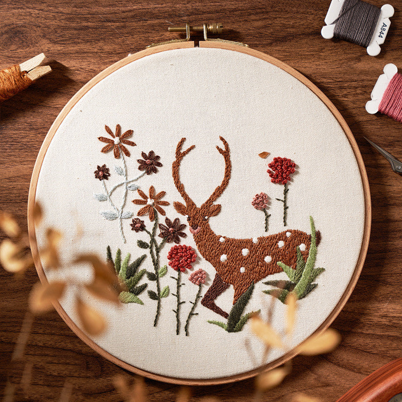 HKM-518483 Hand Embroidery Kit with Elk Flower Design, Linen Fabric, Water-Soluble Printing