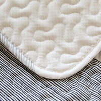 HKM-519635 Modern Minimalist Striped Print Pillowcase - Elegant Cotton Dust Cover for Home Decor