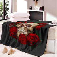 HKM-523091 Double-Layer Coral Fleece Blanket with 3D Skull Design for Sofa & Travel, 150x200 cm