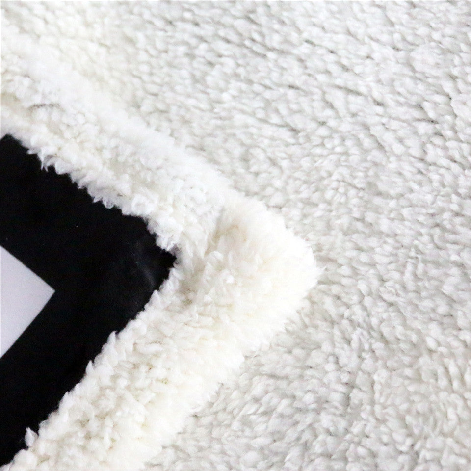 HKM-523091 Double-Layer Coral Fleece Blanket with 3D Skull Design for Sofa & Travel, 150x200 cm