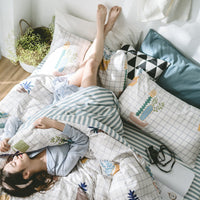 HKM-525395 Cotton 4-Piece Pineapple Duvet Cover Set for Spring and Summer - Includes Quilt Cover, Sheet, Pillowcases
