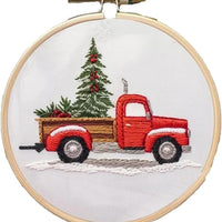 HKM-525523 Christmas Embroidery Kit - DIY Handicraft Set with Cotton and Linen Materials