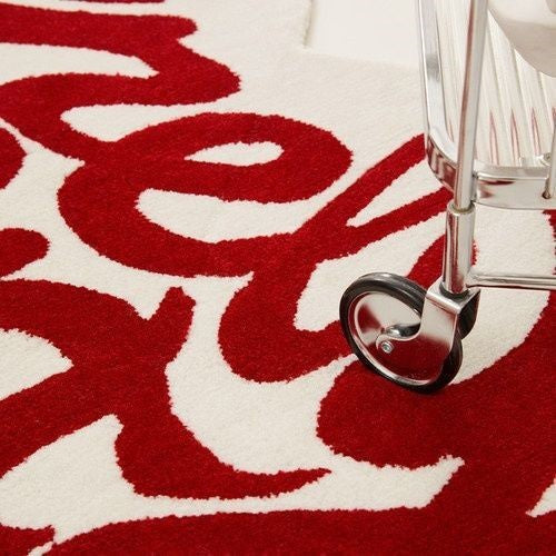HKM-525715 Heart-Shaped Soft Polyester Fiber Non-Slip Carpet for Bedroom and Living Room, Washable, Available in Red and Blue, Multiple Sizes