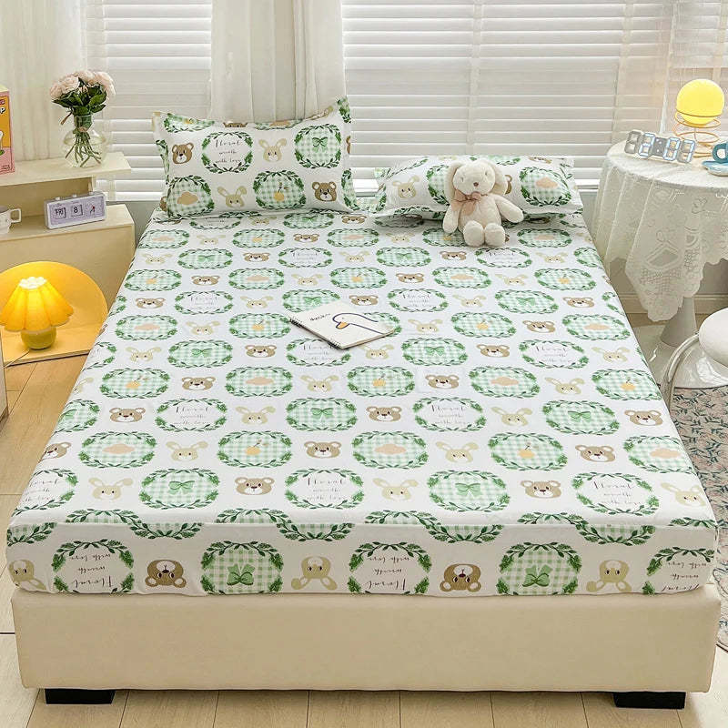HKM-526547 Three-Piece Dust Mattress Protective Cover Set - Fitted Sheet with Geometric, Cartoon, and Floral Patterns for 1.5m Bed