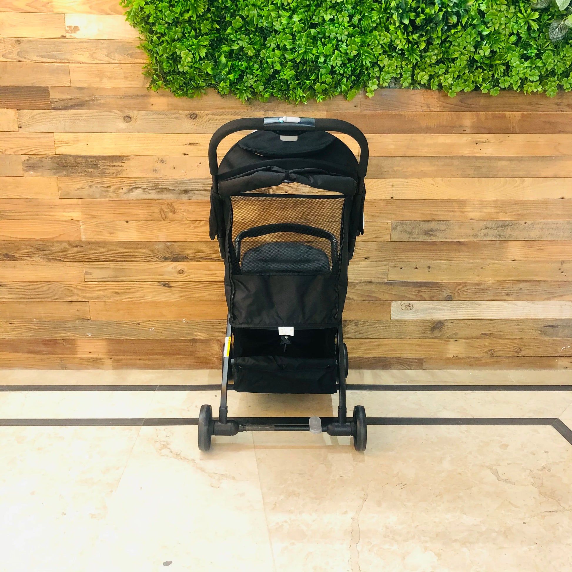 HKM-528723 Folding Lightweight Baby Stroller with Compact Design for Easy Travel