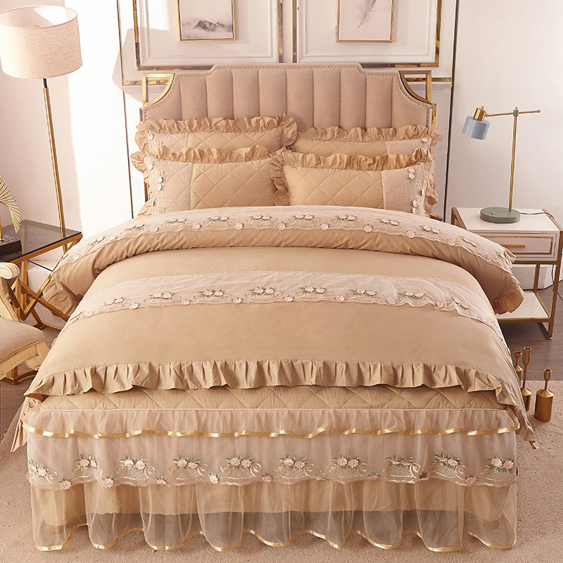 HKM-528851 Cotton Quilted Lace Bedspread Set – Full Size with Bed Skirt, Duvet Cover, and Pillowcases