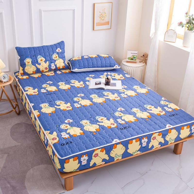 HKM-530643 Cotton Covered Anti-Slip Cartoon Fitted Sheet with Floral Design