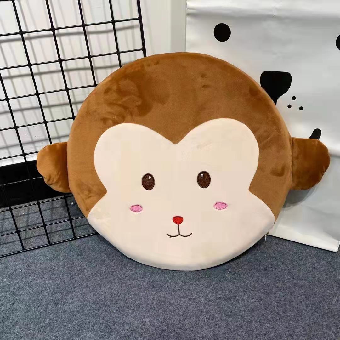 HKM-534355 Japanese Cat Cartoon Plush Cushion for Students, 40x40cm Memory Foam Chair Pillow