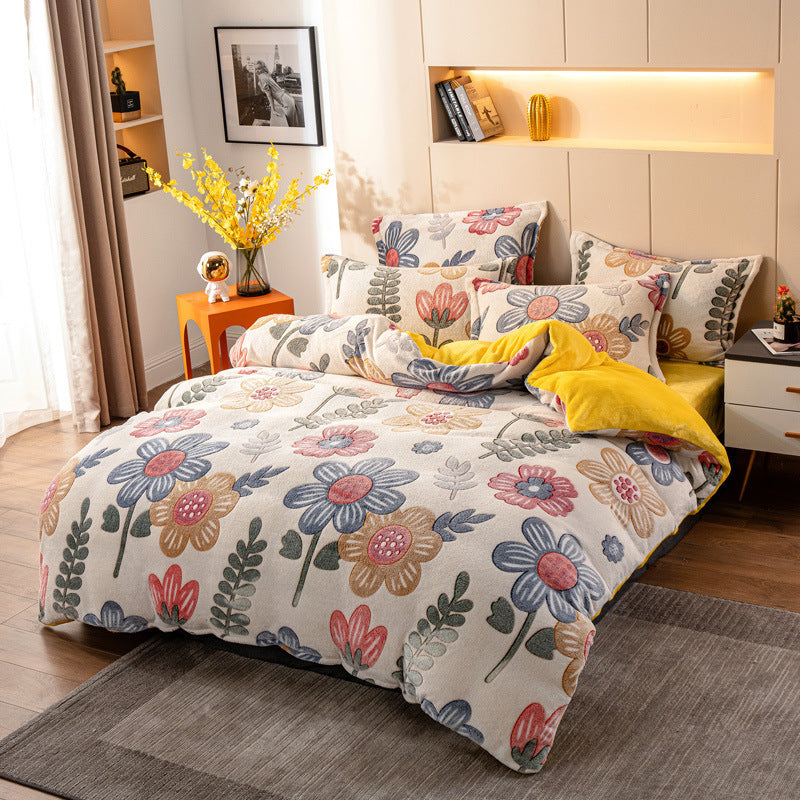 KTX-536403 Velvet Four-Piece Bedding Set with Quilt Cover, Sheet, and Pillowcases for 1.5-2.0m Beds