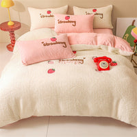 HKM-539731 Heavyweight Alpaca Fleece and Milk Fiber Four-Piece Geometric Bedding Set