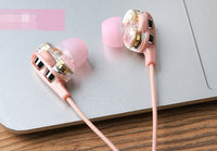 HKM-540243 Quad Core Heavy Bass Earphones with Dual Moving Coils and Wheat Wire Control for Mobile Devices