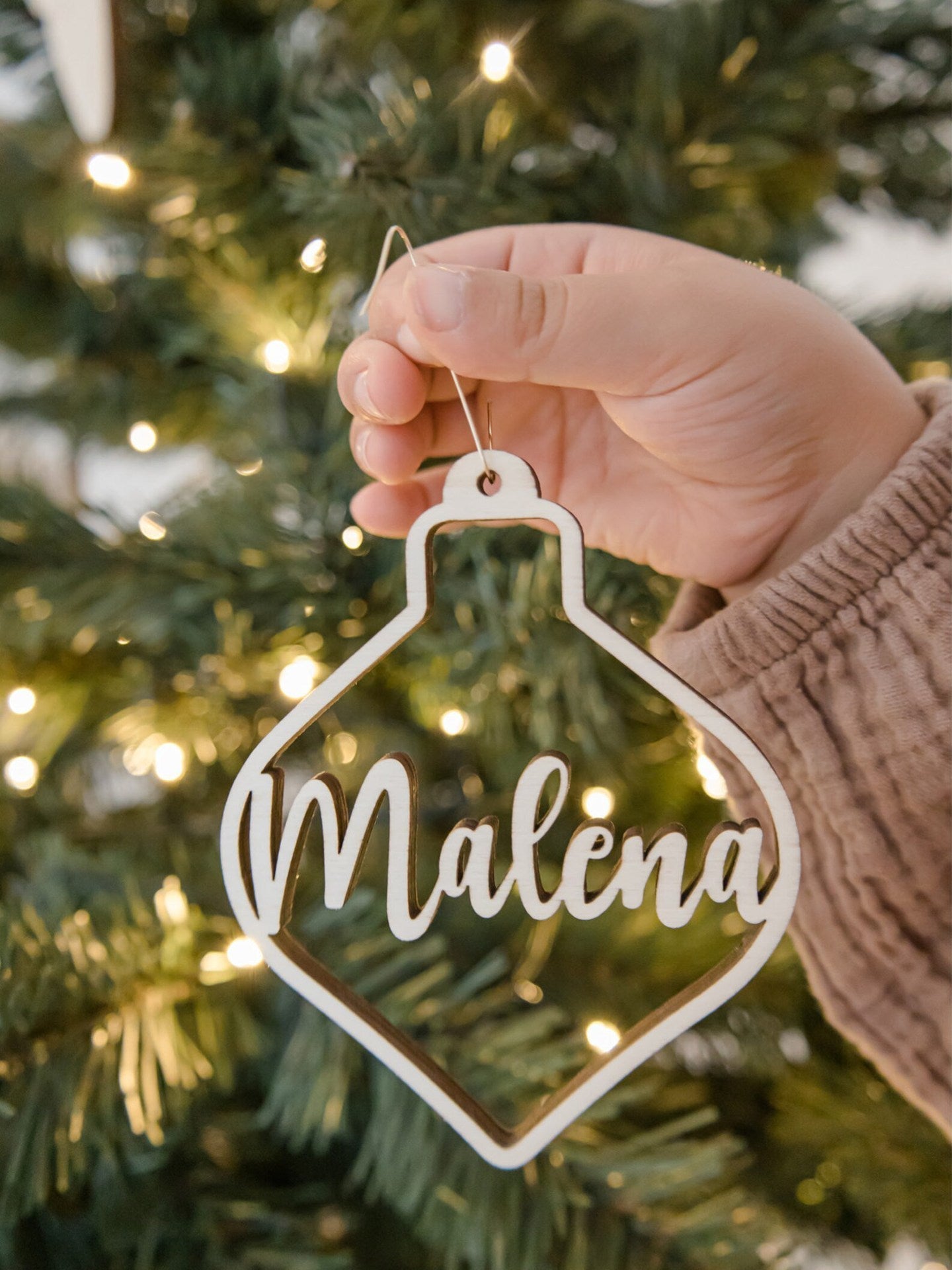 HKM-546451 Wooden Snowflake Christmas Tree Ornament - Modern Simple Design Pendant