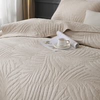 HKM-552403 Double-Sided Embroidered Pure Cotton Quilt Set with Plant and Flower Pattern
