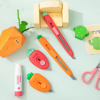 HKM-557843 Multi-Purpose Plastic and Metal Utility Knife for Everyday Use