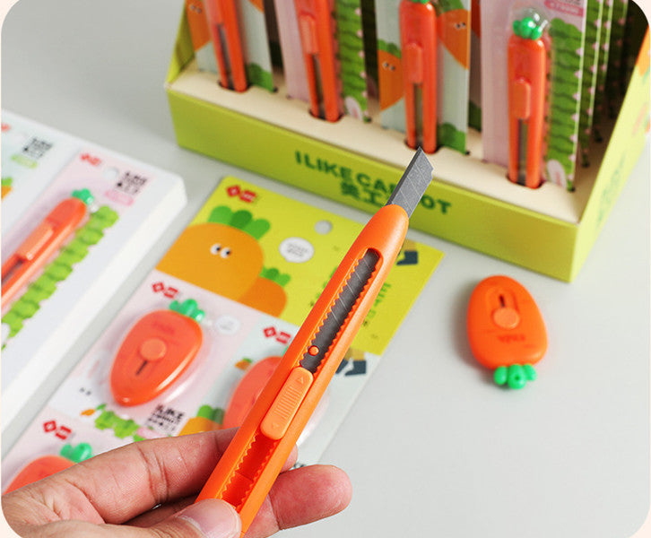 HKM-557843 Multi-Purpose Plastic and Metal Utility Knife for Everyday Use