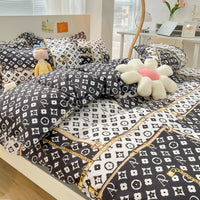 HKM-559315 Soft Cotton Four-Piece Bedding Set with Pillowcases and Duvet Cover in Modern Design