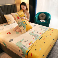 HKM-560147 Luxurious Golden Sable Flannel Mattress Cover - Single Velvet Bedspread for Winter Comfort