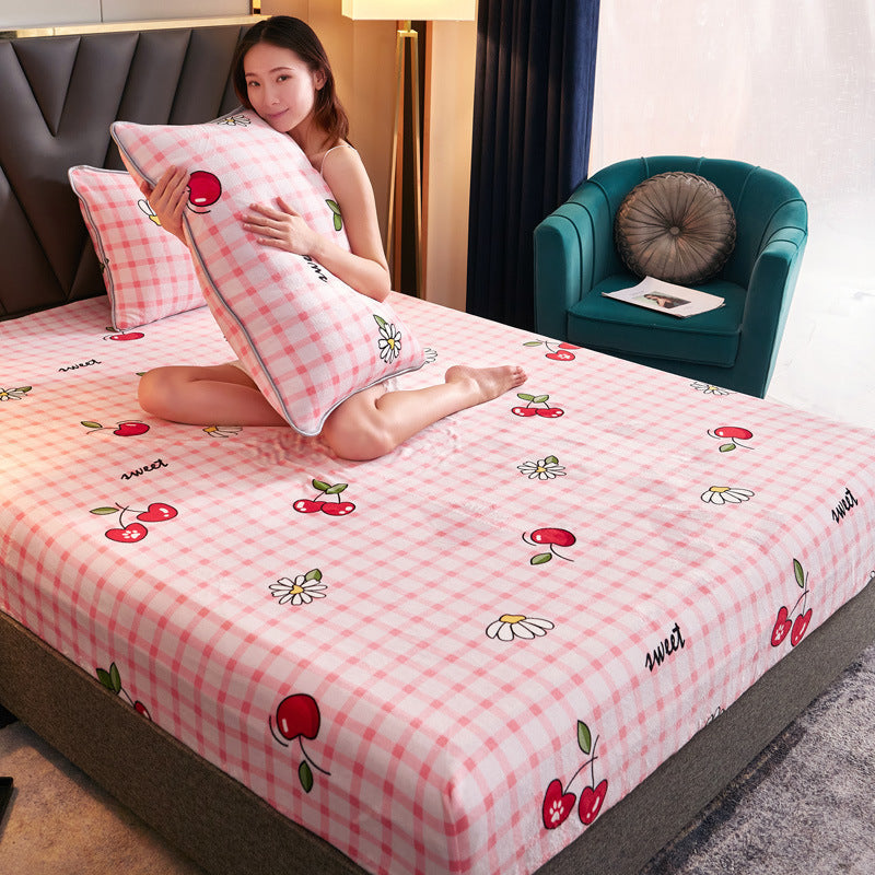 HKM-560147 Luxurious Golden Sable Flannel Mattress Cover - Single Velvet Bedspread for Winter Comfort