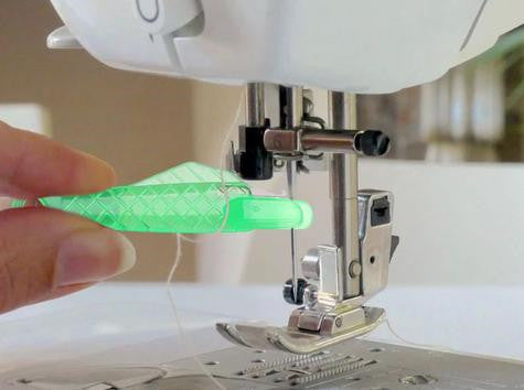 HKM-561299 Small Fish Needle Threader for Easy Sewing Machine Threading