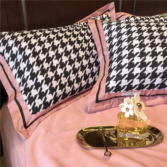 HKM-562451 Simple Cotton Velvet Brushed Four-Piece Bedding Set in Shu-Pink Houndstooth