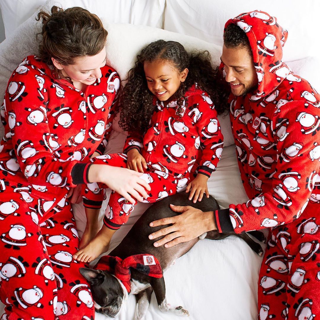 HKM-565523 Parent-Child Christmas Pajamas Set in Cartoon Design, Milk Silk Fabric, Long Sleeve, Unisex, Various Sizes Available