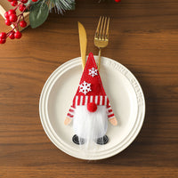 HKM-568019 Christmas-Themed Tableware Felt Covers with Antlers and Snowflake Design, 17.5 x 10 cm