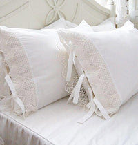 HKM-568275 Elegant White Cotton Pillowcase with Crochet Lace and Bow, 48cm x 74cm, Suitable for Single Pillows