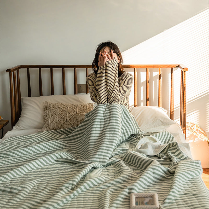 HKM-572819 Knitted Pure Cotton Summer Quilt - Available in Various Sizes and Striped Designs