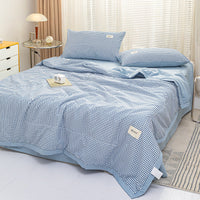 HKM-576275 Summer Quilt Four-Piece Bedding Set - Machine Washable with Reactive Print and Cool Fiber Material