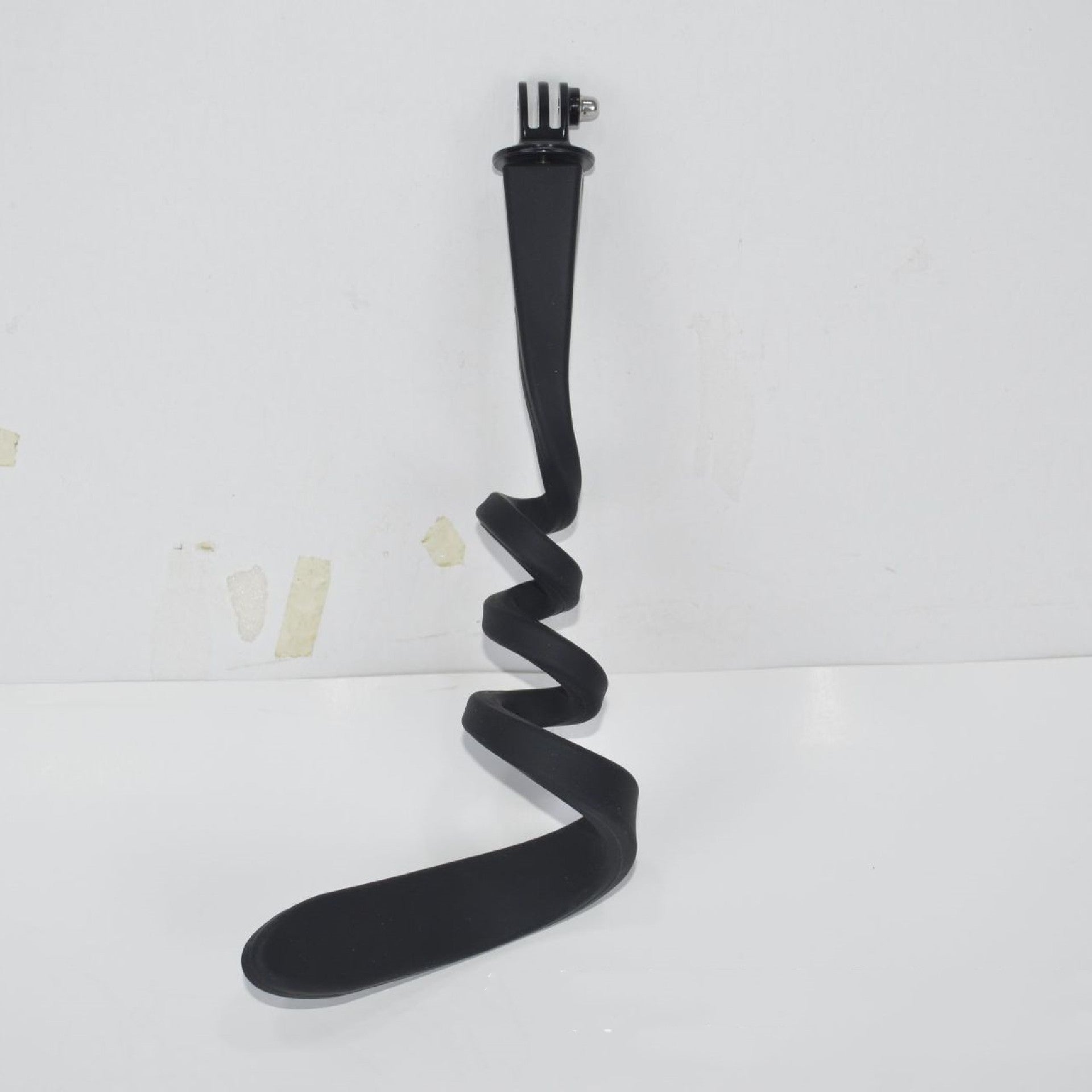 HKM-578003 Universal Silicone Bluetooth Remote Control Selfie Stick - Adjustable 57cm Stand, Available in White, Yellow, Black