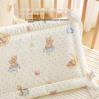 HKM-578259 Breathable Cotton Baby Bed Bumper with Soft Bag Enclosure and Reactive Printing Design