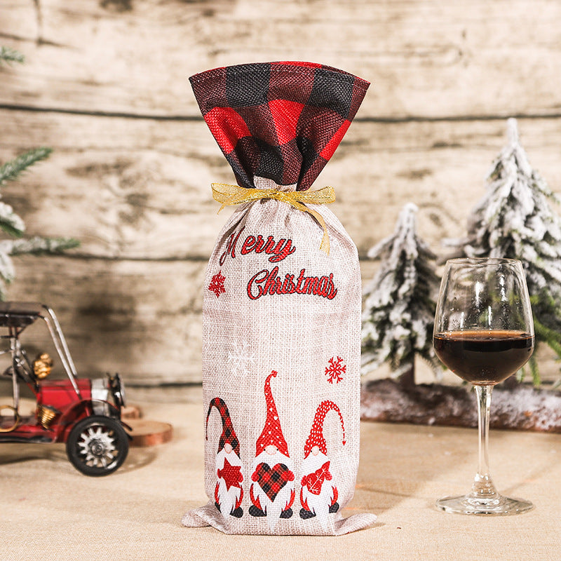 HKM-580691 Christmas Bottle Cover Set in Red and Black or Black and White Plaid