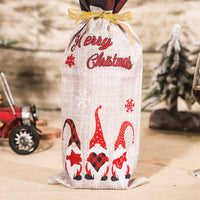 HKM-580691 Christmas Bottle Cover Set in Red and Black or Black and White Plaid