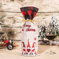 HKM-580691 Christmas Bottle Cover Set in Red and Black or Black and White Plaid
